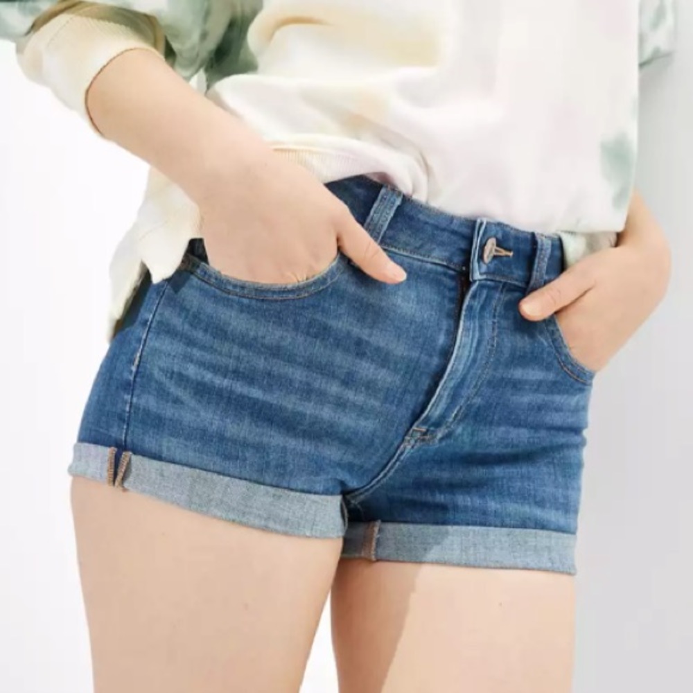 Stretchy jean shorts